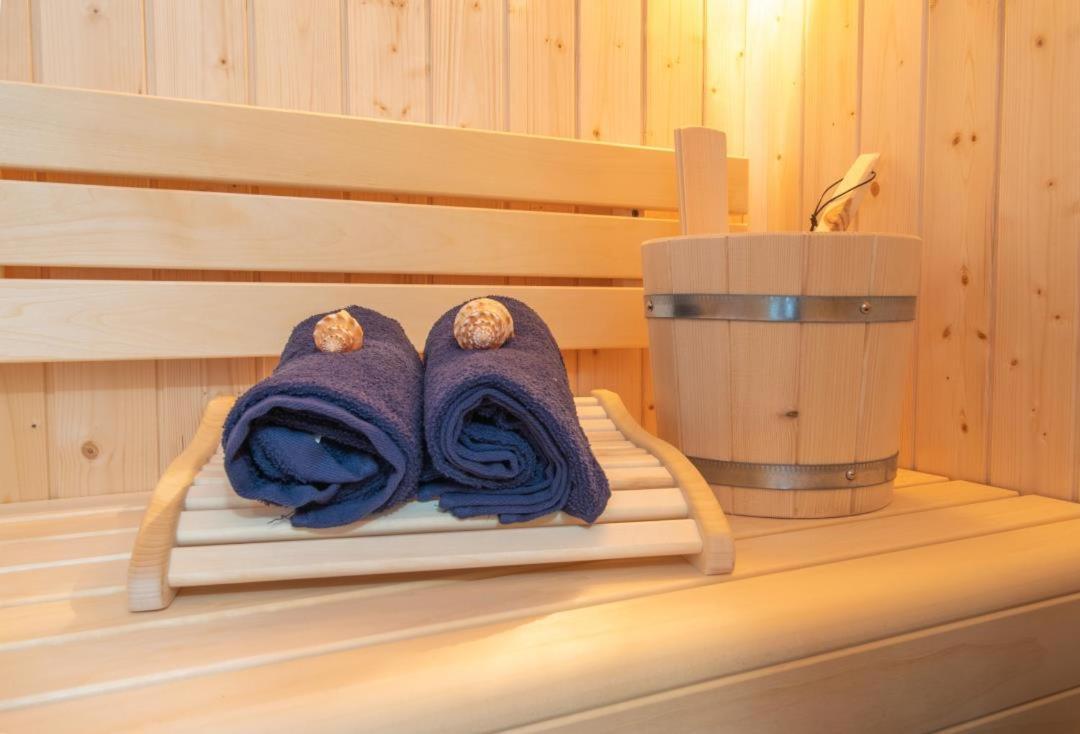 Sielhuus 5, Ferienwohnung Mit Sauna In Fedderwardersiel Butjadingen Exterior photo